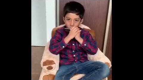 Reyan Playing "London Bridge Is Falling Down" | Harmonica