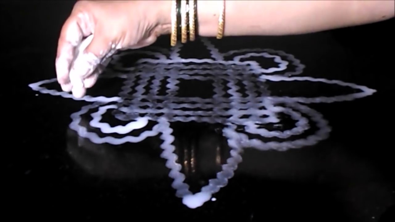 Simple neli padi kolam arisi maavu kolam wet rice flour rangoli