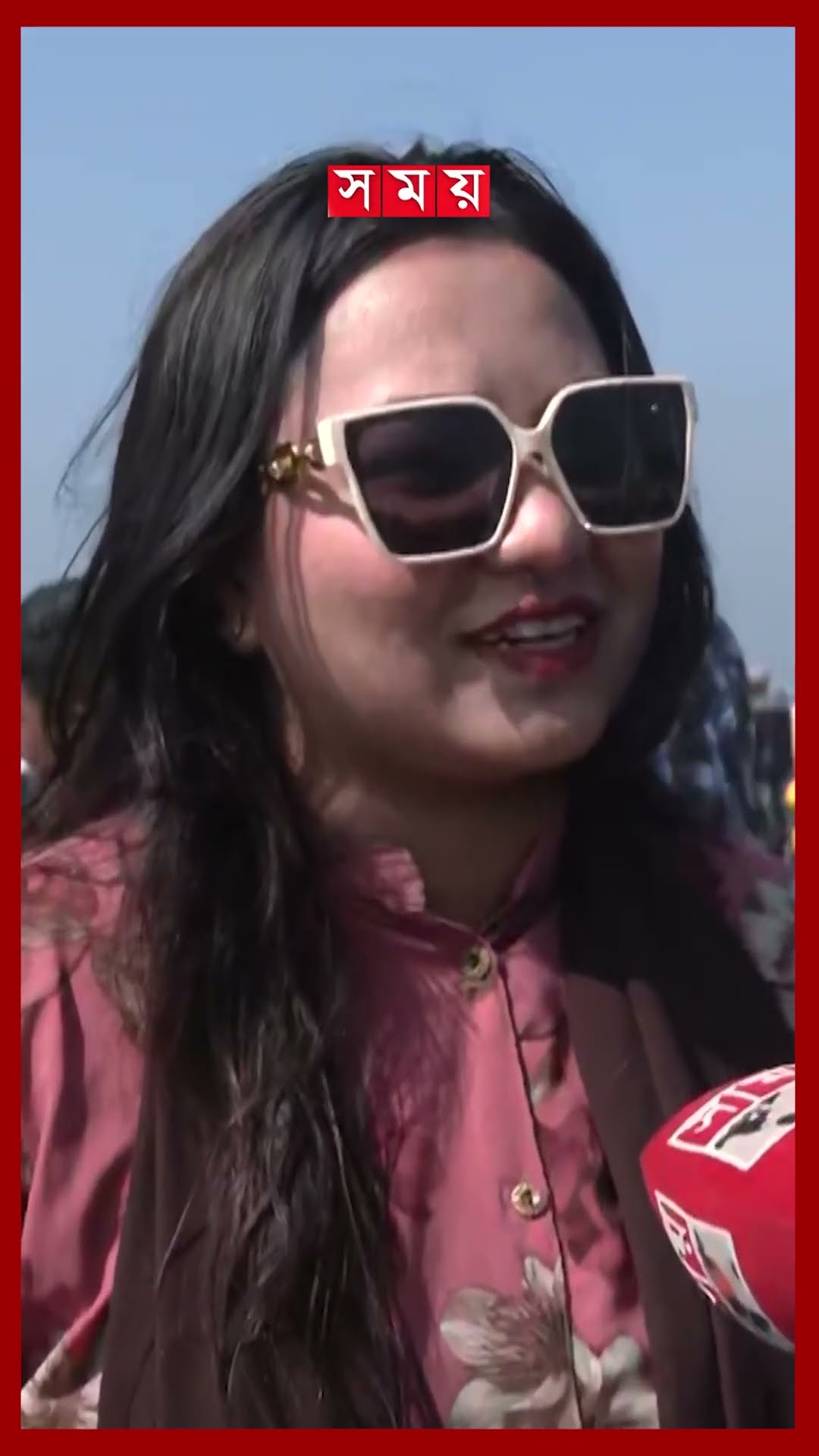 শুক্রবার দুপুরে কক্সবাজার সৈকতে ঠাঁই নেই #tourists #seabeach #holidays #coxsbazar #somoytv #shorts