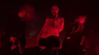 Banks - Gimmie - III Tour Birmingham Academy Live