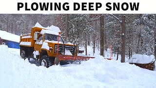 Plowing 2' DEEP Snow w/ AWD GMC C7000 Dump Truck