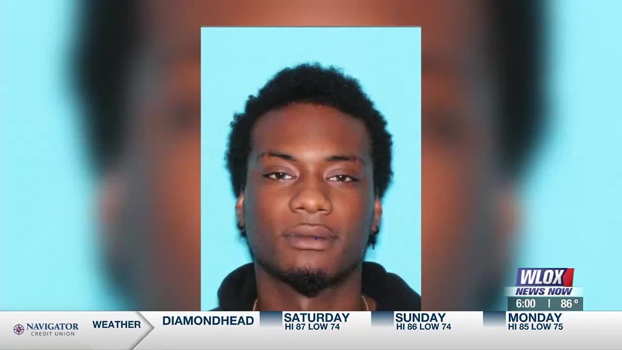 Suspect on the run after attempted robbery in Gulfport - YouTube