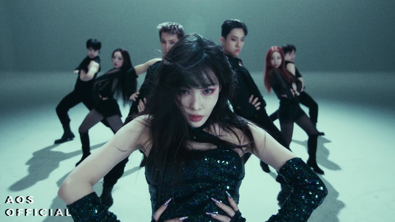 CHUNG HA        'I'm Ready' Extended Performance Video
