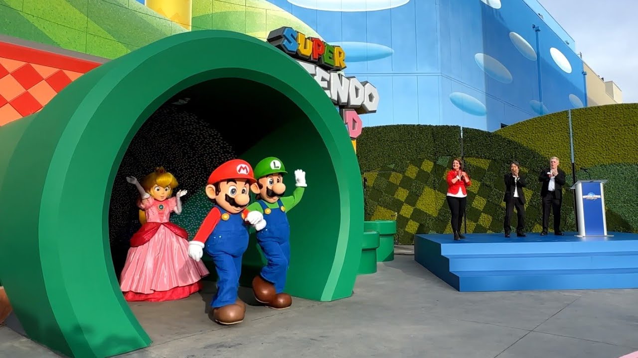 Shigeru Miyamoto Gives Tour of Super Nintendo World Theme Park – The  Hollywood Reporter