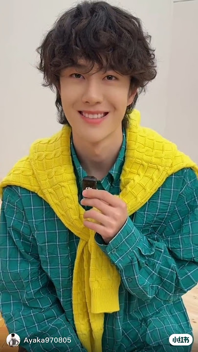 Wang Yibo x VOGUE Interview 💚 Loewe Show | Paris Fashion Week #WangYibo