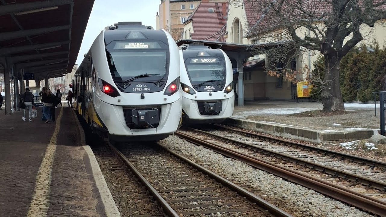 Pociągi na stacji Jaworzyna Śląska #4