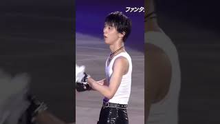 Yuzuru Hanyu takes shirt💣 Yuzuru Hanyu takes shirt💣