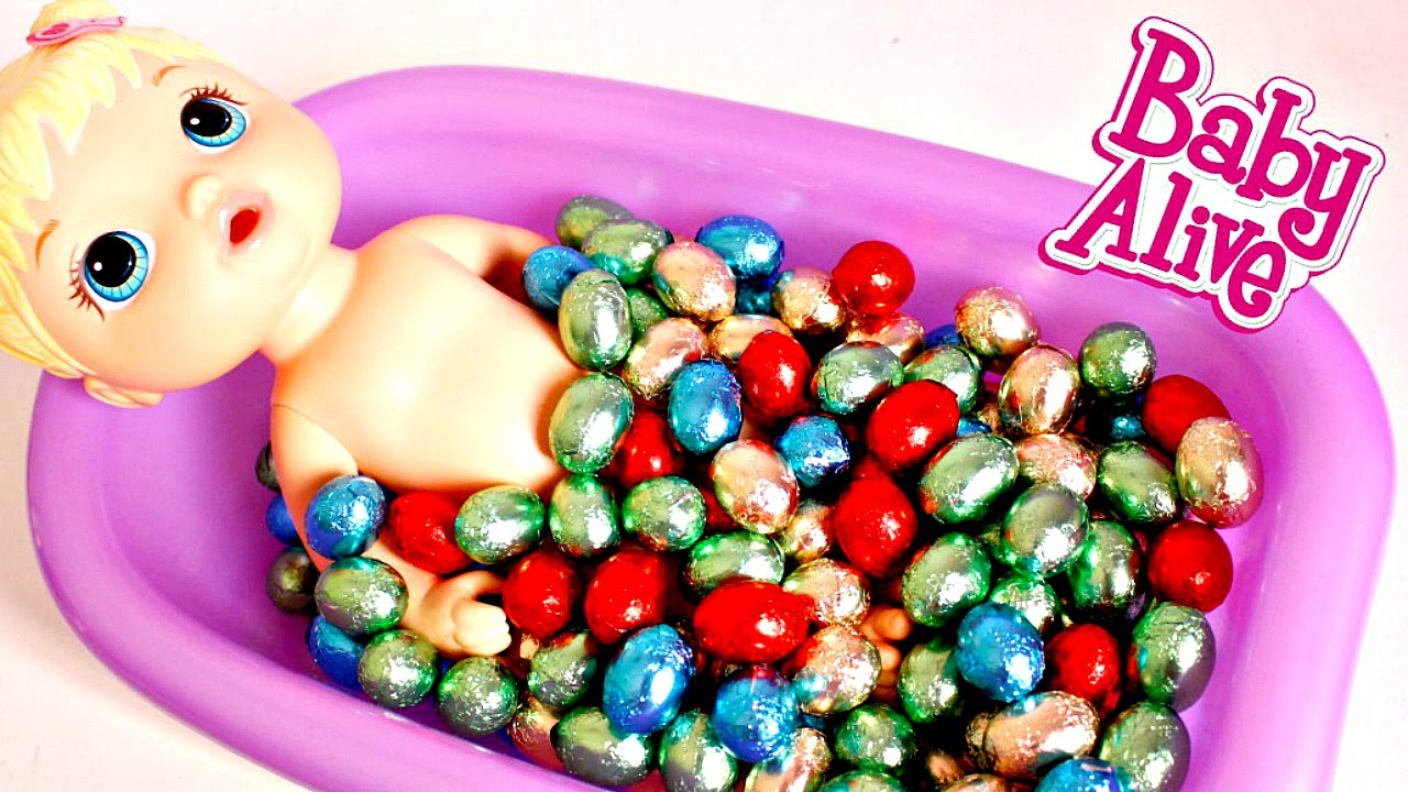 "Baby Alive" Bath Time FUN Play and Learn Colors w/ Colored Chocolate