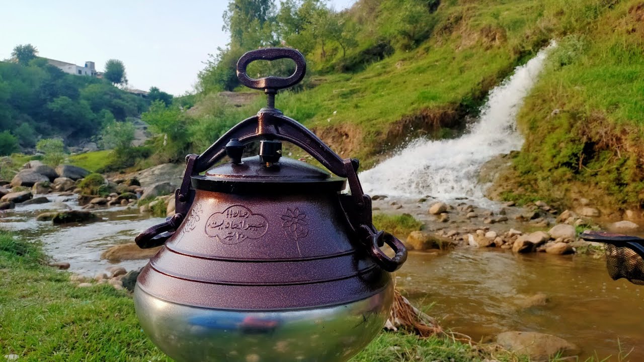 Outdoor Cooking / Afghan Kazan ​​pressure cookers /Coking in