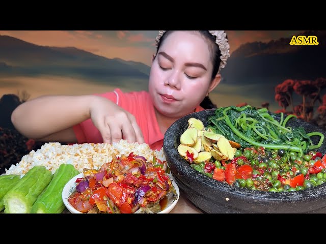 Menu desa,ikan goreng sambal geprek rawit NASI TUTUG OCOM karedok leunca Bayam jengkol tua MUKBANG 