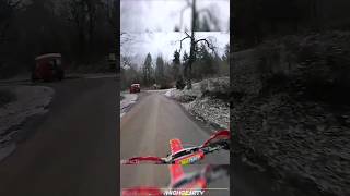 Biker runs from undercover cop and almost crash #police