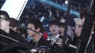 131114 BEAST and BTS Sitting at Melon Music Award