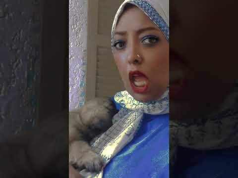 يتفلق نصين قد بعض