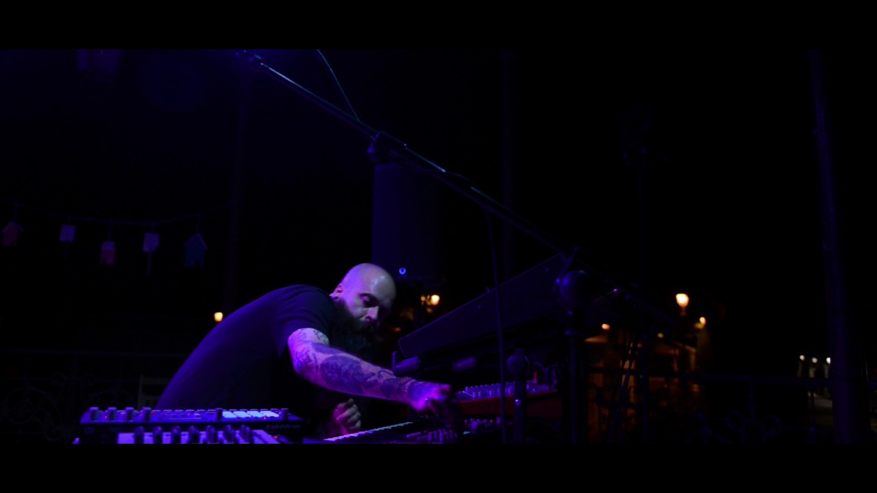 PURE HEMP "Sensitive Robot" NOCHE BLANCA 2017