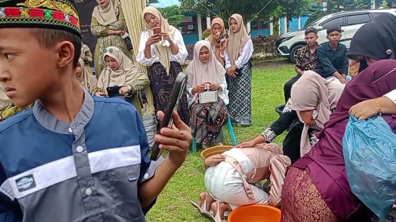 Penuh Haru Acara Pelepasan Siswa SMAN 9 Takengon Angkatan XVI 2024 ,