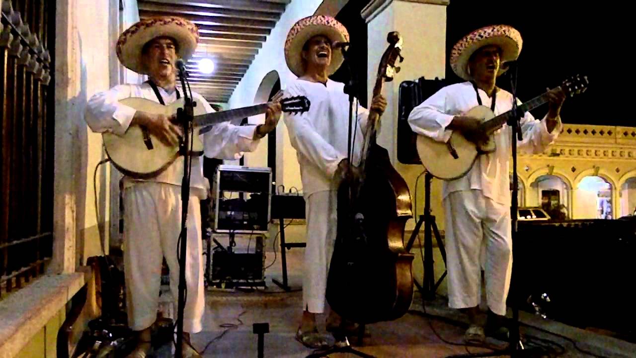 Grupo Los Huaraches en Colima 3 31 bags