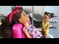 Rodzinka Barbie - Metamorfoza Wiki Duża garderoba. Bajka dla dzieci po polsku. The Sims 4. Odc. 72