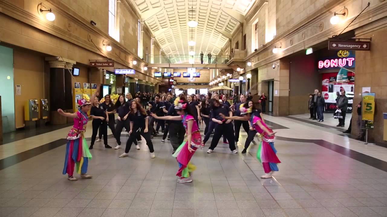 centrED 2014 OzAsia Festival Flash Mob - long version