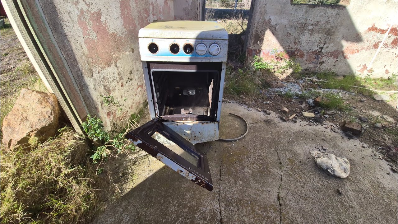 EL BOLICHE DEL AHORCAD@ 💀 QUE PASÓ AQUÍ? ##parati #urbex #abandoned #fyp #terror #suscribanse 