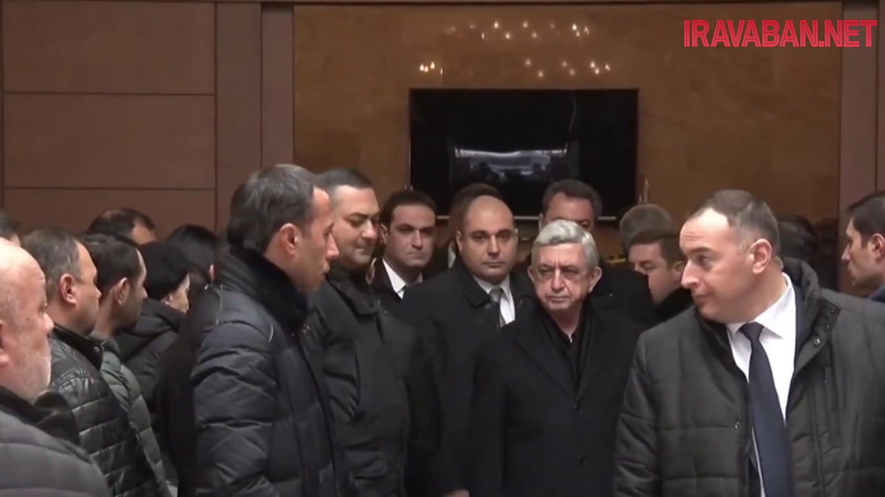 Սերժ Սարգսյանը, Գալուստ Սահակյանը, ներկա և նախկին պաշտոնյաներ՝ Գեորգի Կուտոյանի հուղարկավորությանը