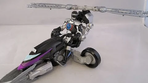 Retro Review: Hovertek Cycle (Power Rangers Operation Overdrive)