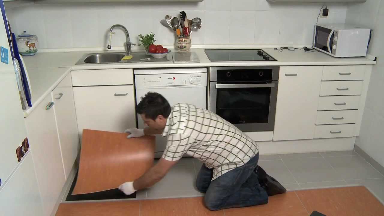 Sistema per posa di pavimento in vinile senza labovori idec youtube Posa pavimento pvc su piastrelle