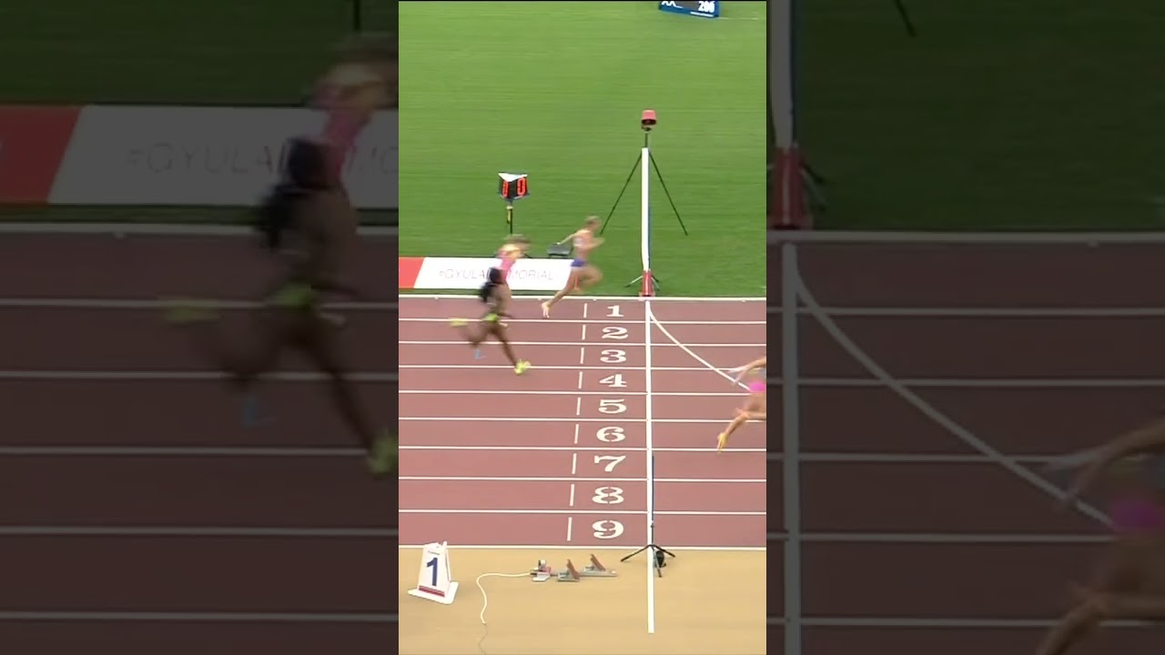 HURDLE QUEEN 👑 Masai Russell flies to a 12.33 victory in the women's 100m hurdles in Budapest
