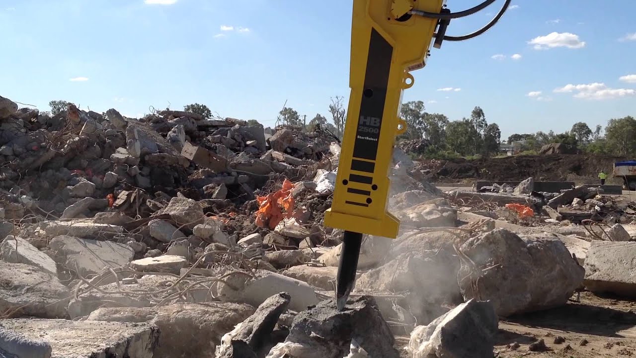 ATLAS COPCO HB2500 Hydraulic Hammer Review