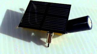 Light seeking solar robot