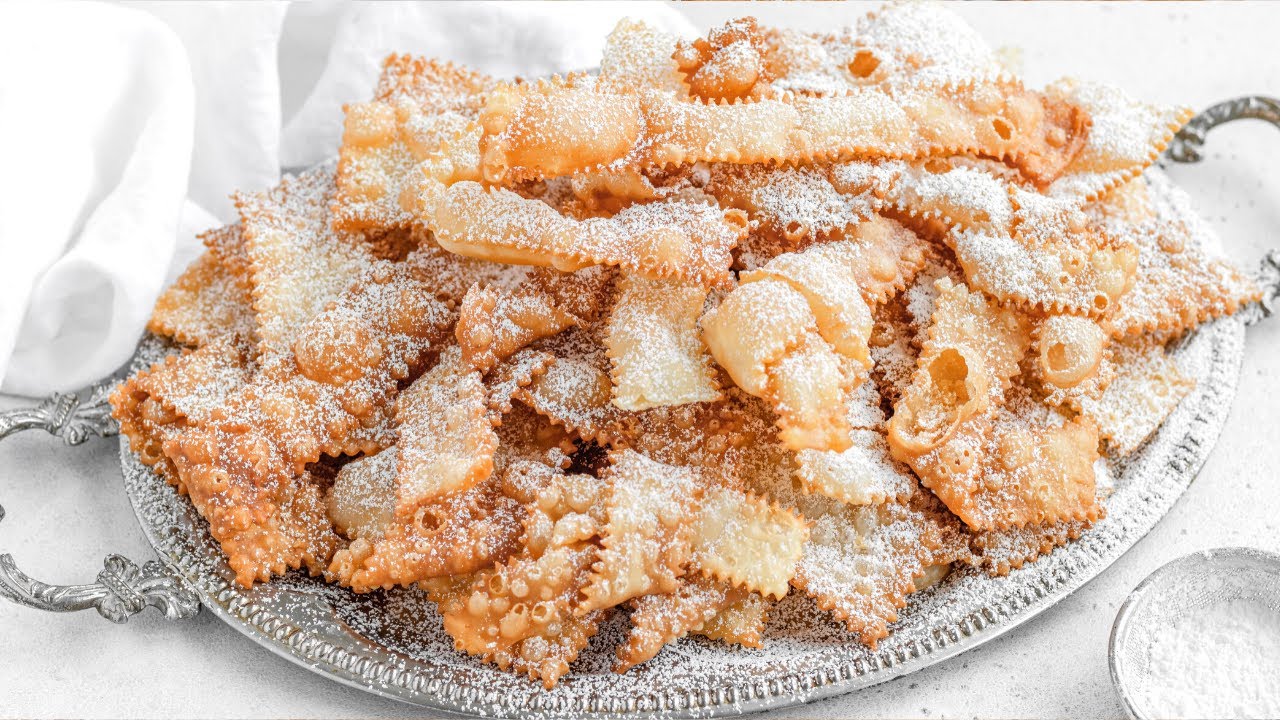 Italian CHIACCHIERE vegan - fried and baked 