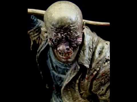 Jason Voorhees 16" Statue Terror Of Crystal Lake