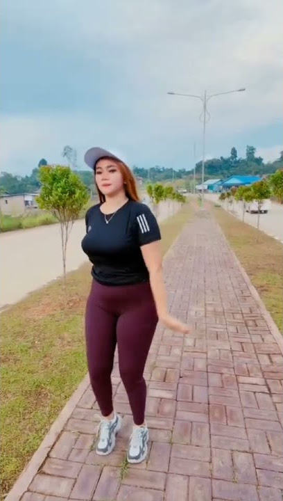 Cewe Cantik Semokk ber-Legging Joget Pemersatu Bangsa 20 #shorts #leggings #PemersatuBangsa