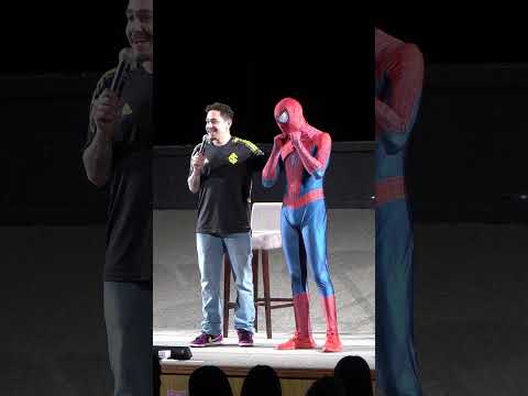 O HOMEM ARANHA CASOU NO MEU SHOW