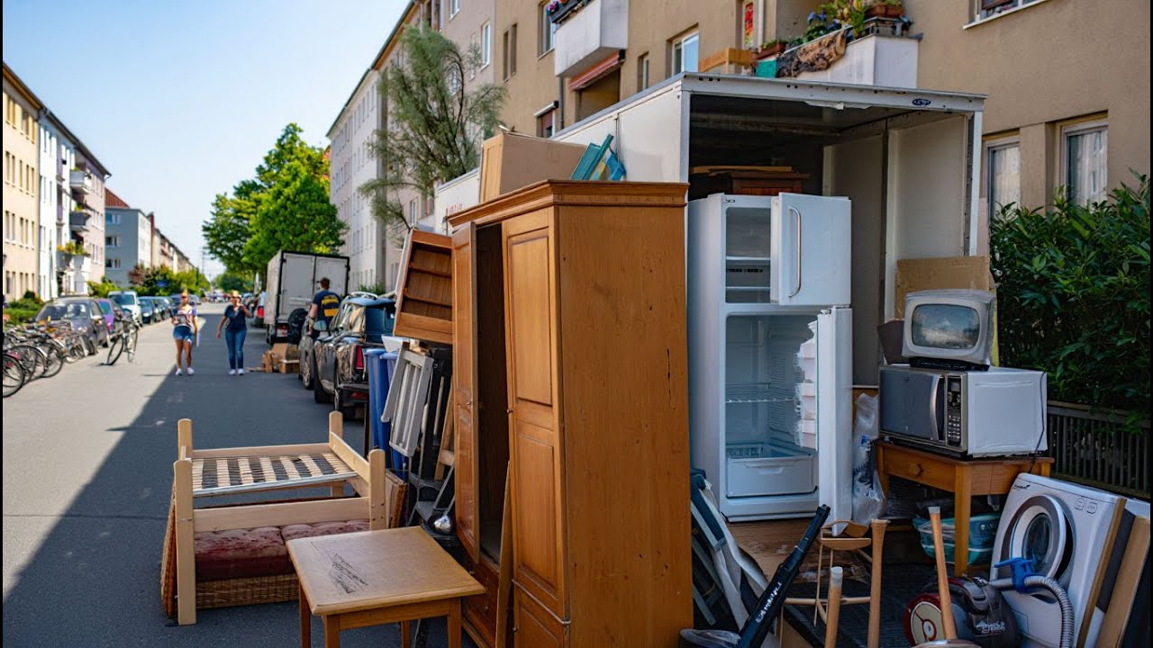 Что появляется на немецких улицах в день Sperrmüll