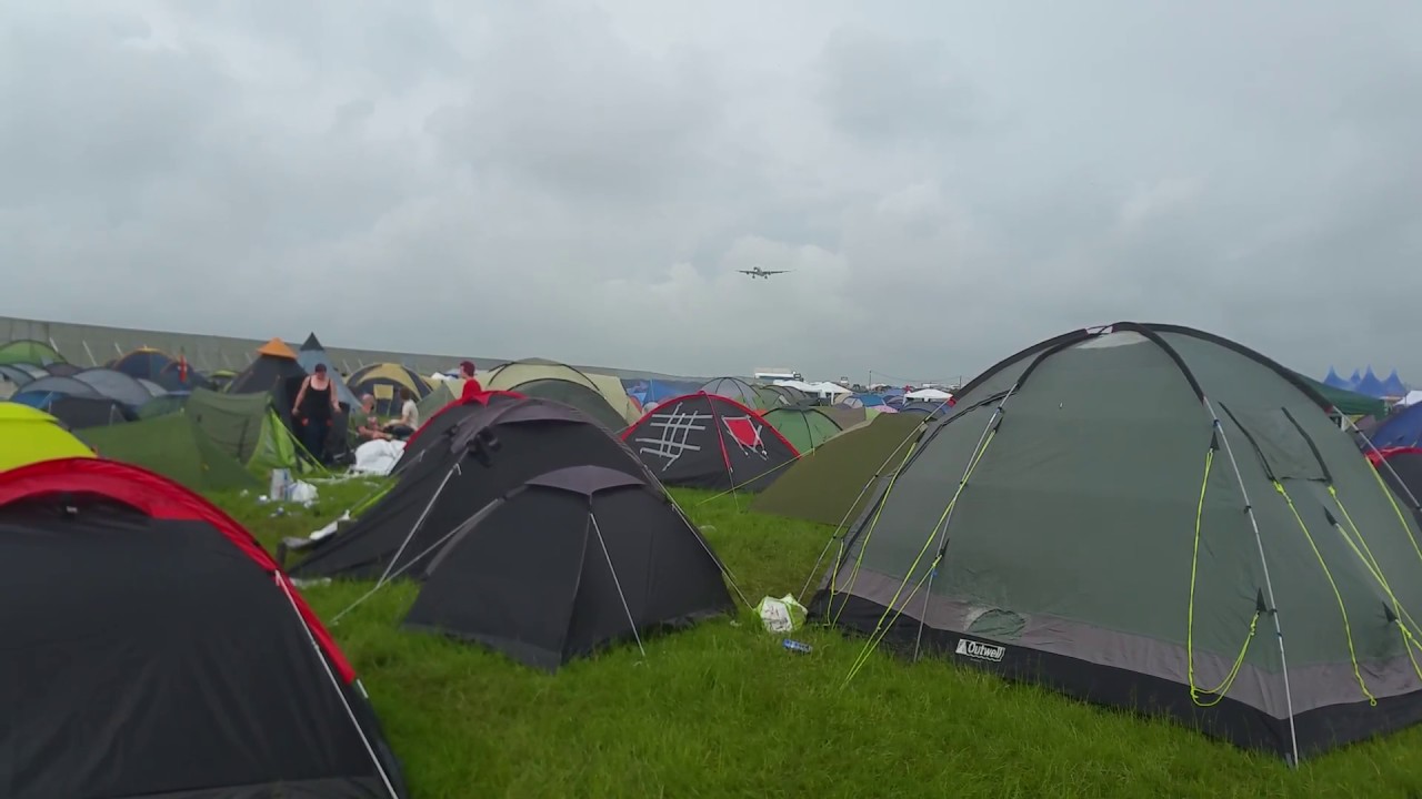 Download festival 2016 plane landing - camp site