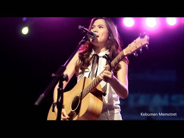 Sheryl Sheinafia - Kutunggu Kau Putus [Smada Art Fest - Voltension] class=