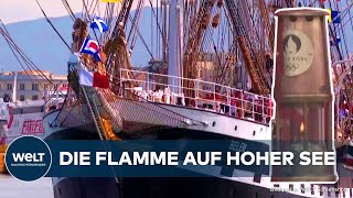 OLYMPIA 2024: Die Flamme brennt nun auch in Piräus - Dreimaster bringt sie nach Frankreich!