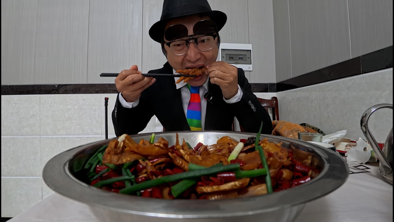 送外卖挣美食：累了一天，期待拉满，结果就这？李某表示失望