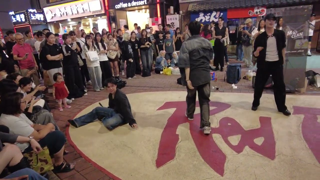 Mocean#모션 HongDae#홍대 Busking#버스킹 20250914 DJI 0662