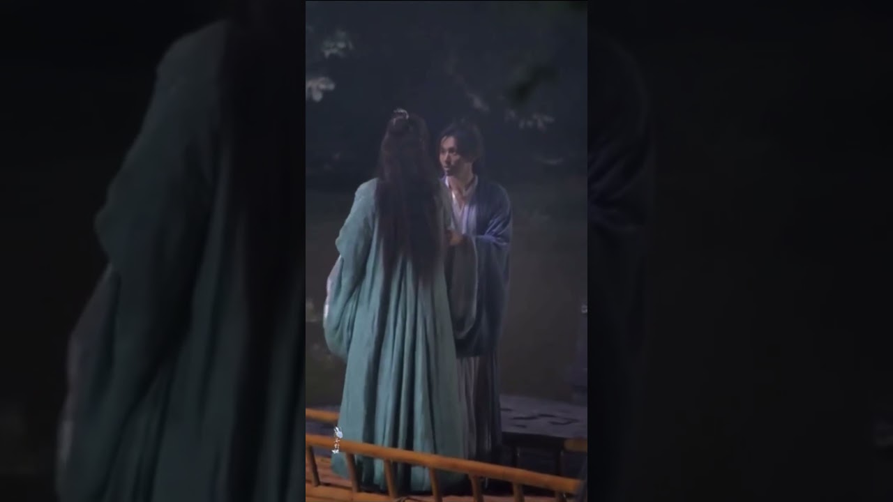 隨緣刷这就是老婆抵不住俊俊撩然后扭头拍一下那里吗？【Cr 水印  感谢菩萨】