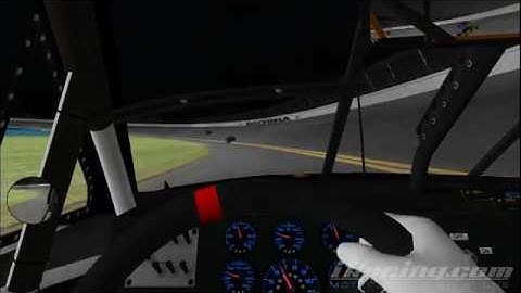 iRacing - Wreck Avoidance 101 in the Trucks