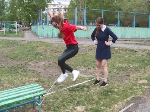 Видео: 7 лучших дворовых игр для семейного отдыха и дружеских соревнований