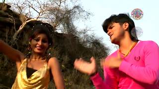 कलुआ ने मांगा एक लड्की से चुम्मा देखिये कितना बडा बवाल हो गया