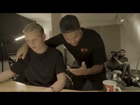 Bag Håndklædet Kanin Og Anton Hestelim