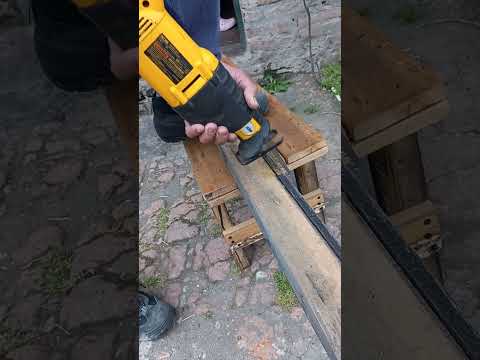 sierra sable dewalt