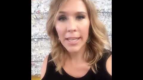 What is the difference between onsite paper shredding and offsite shredding?