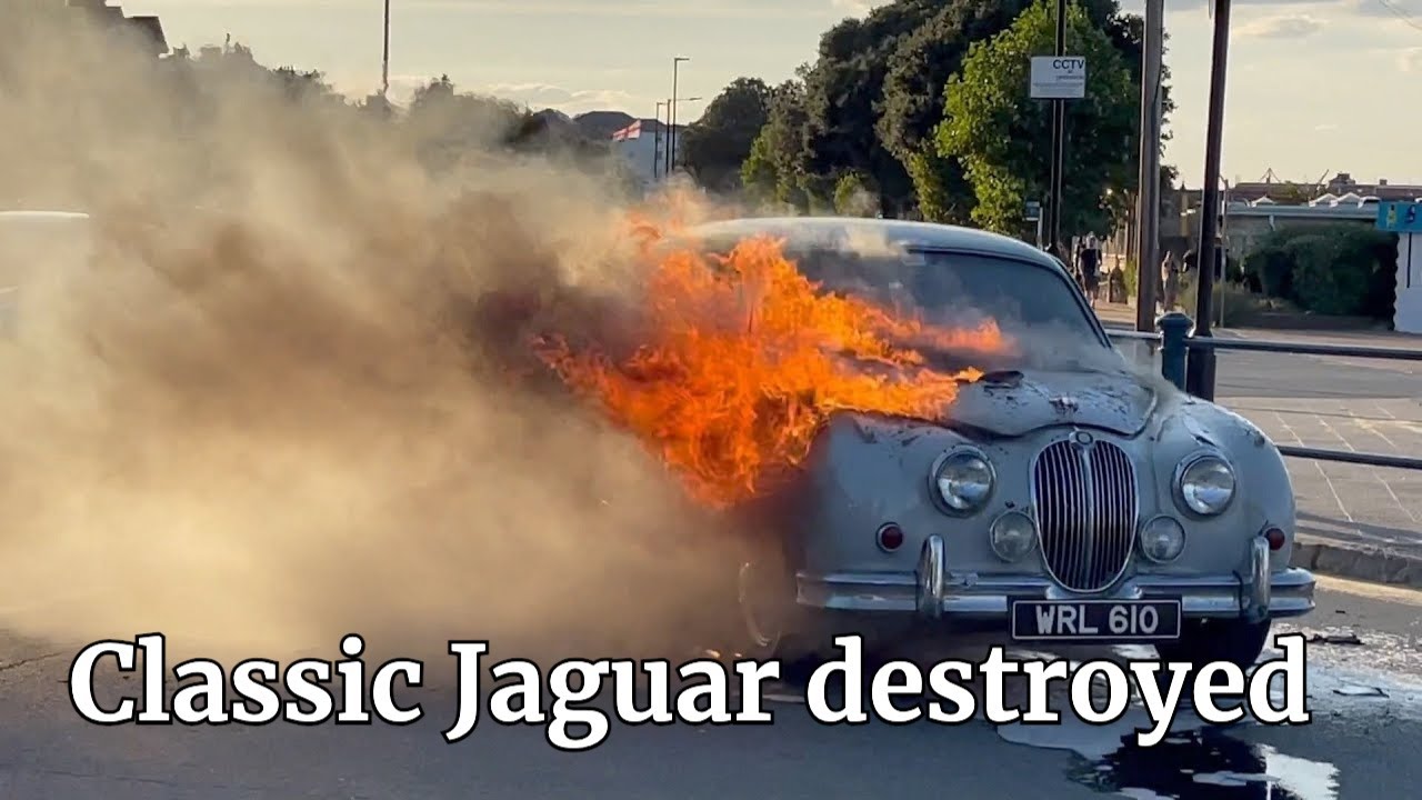 Car Fire on Ryde Esplanade, Isle of Wight. Classic 1964 Jaguar 3.8L Mk2.