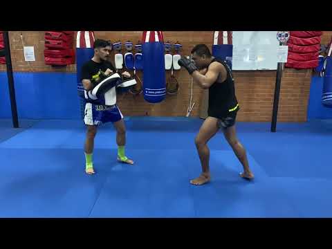 Rear leg feint technique