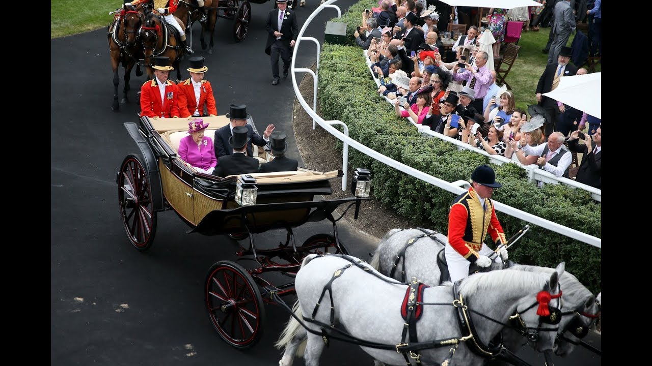 Then And Now: The Queen'S Horses