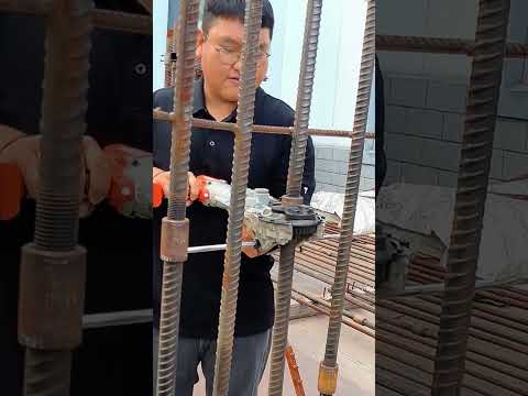 Handheld nut tightening